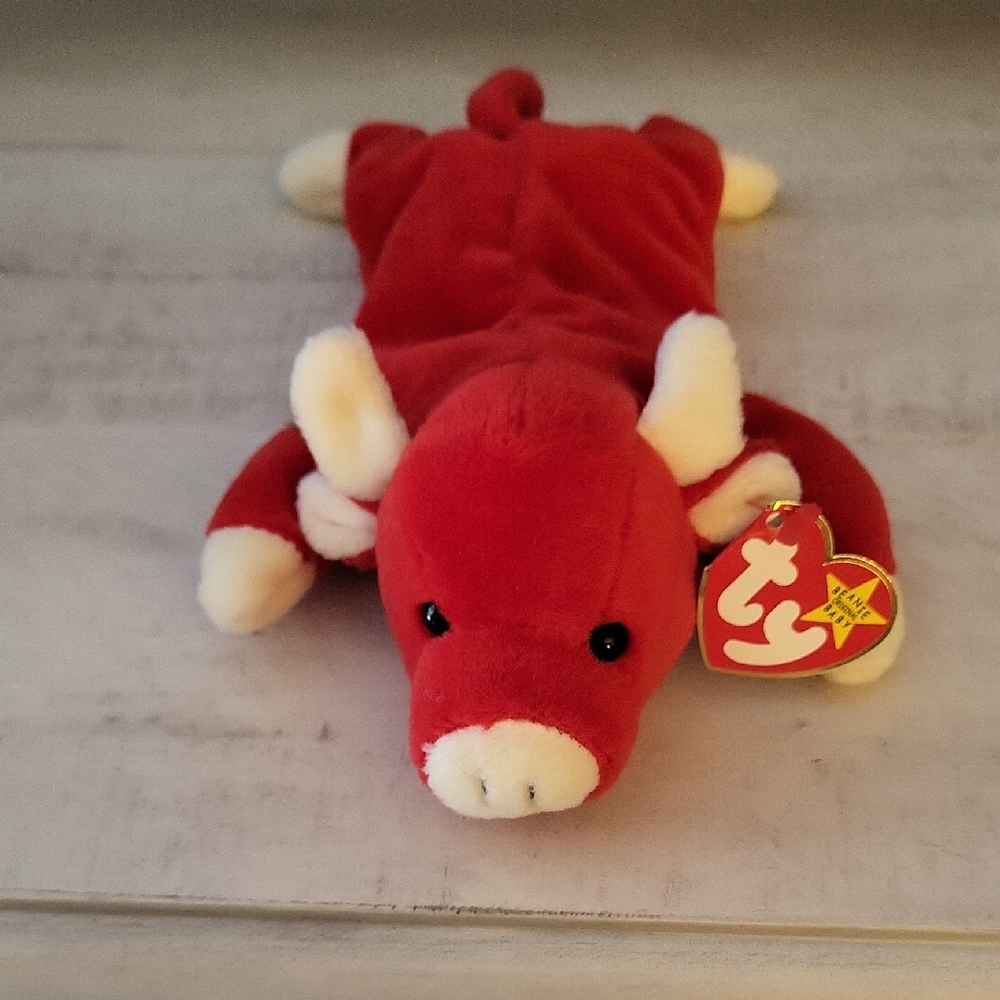 Ty Beanie Baby "Snort" Red and White Plush Bull